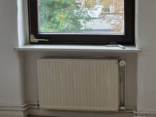 Wohnung zur Miete 320 € 2 Zimmer 56 m² Geschoss 3/4 frei ab sofort hugo-luther str. 2 Braunschweig 38118