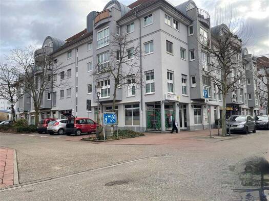 Bürofläche zur Miete 2.000 € 7 Zimmer 182 m² Bürofläche Kaiserstraße 58/1 Rastatt 76437