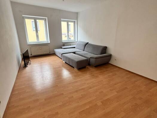 Wohnung zur Miete 870 € 3 Zimmer 112 m² Geschoss 1/2 frei ab sofort Maximilianstraße 16 Geisenfeld Geisenfeld 85290