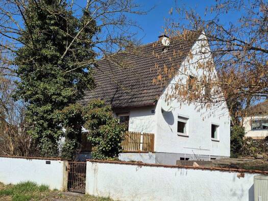 Einfamilienhaus zum Kauf 285.000 € 4 Zimmer 119 m² 512 m² Grundstück frei ab sofort Sonnenstraße 3 Pörnbach 85309