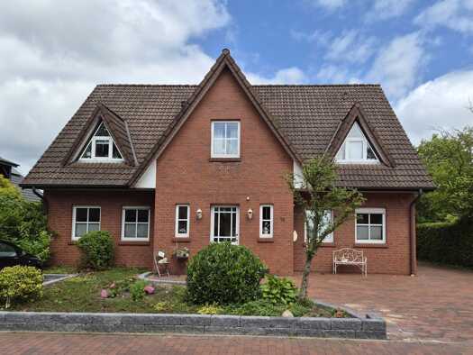 Mehrfamilienhaus zum Kauf 450.000 € 8 Zimmer 196,4 m² 1.057 m² Grundstück Altenoythe Friesoythe 26169
