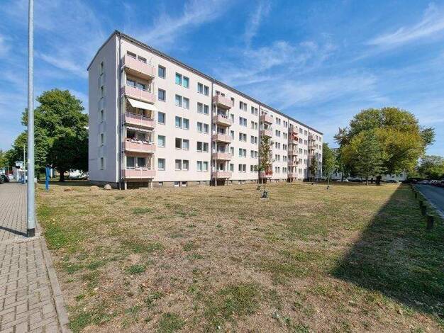 Wohnung zur Miete 365 € 2 Zimmer 46,2 m² 5. Geschoss Weitlingstraße 8 Altstadt Magdeburg 39104