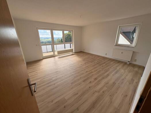 Wohnung zur Miete 770 € 3 Zimmer 85 m² Geschoss 2/3 frei ab sofort Paul-Greifzu-Straße 12 a Hohenstein-Ernstthal Hohenstein-Ernstthal 09337