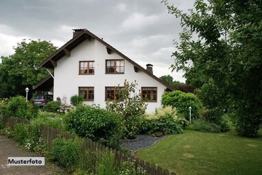 Mehrfamilienhaus zum Kauf 419.000 € 6 Zimmer 235 m² 3.900 m² Grundstück Königslutter Königslutter 38154