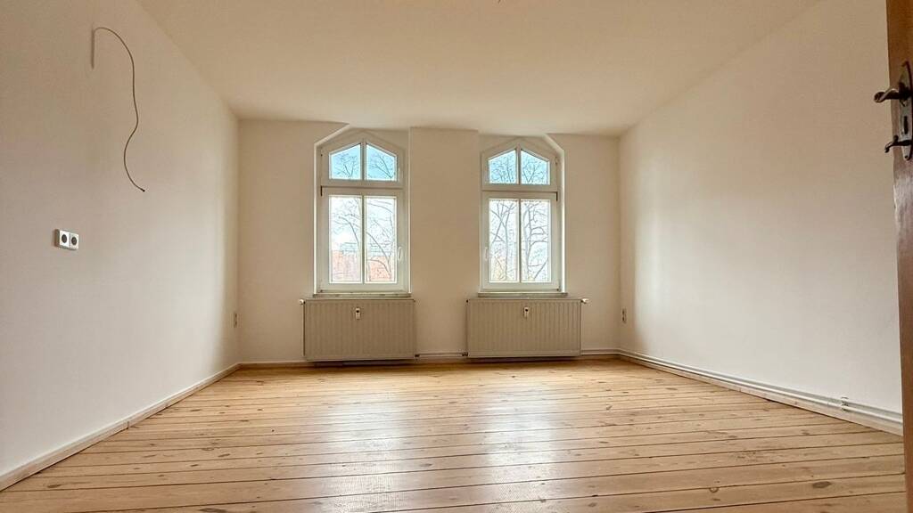 Wohnung zur Miete 969 € 5 Zimmer 114 m² Geschoss 2/3 frei ab 01.05.2026 Luckau 15926