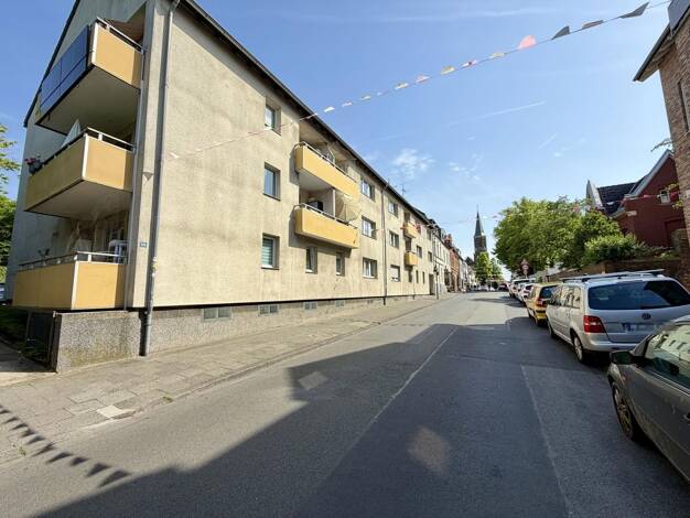Wohnanlage zum Kauf als Kapitalanlage geeignet 245.000 € 64 m² 1.710 m² Grundstück Longerich Nippes 50739