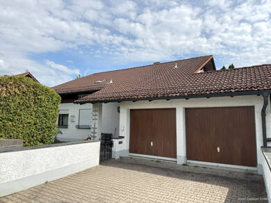Einfamilienhaus zum Kauf 425.000 € 7 Zimmer 210 m² 654 m² Grundstück Osterhofen Osterhofen 94486