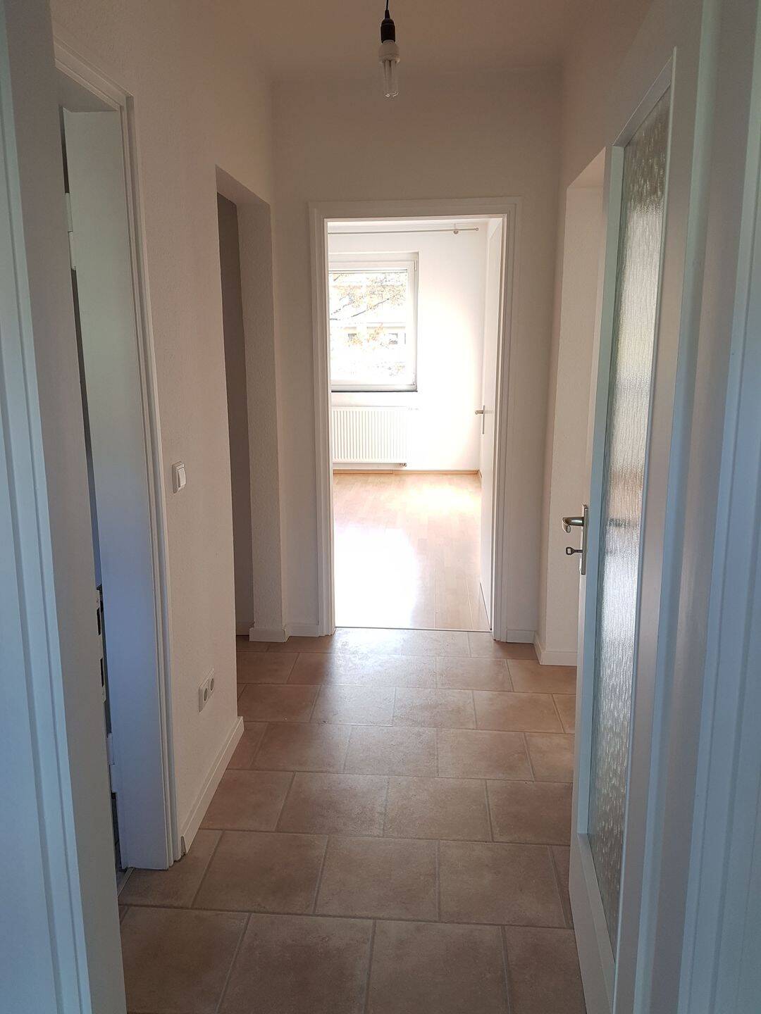 Lichtdurchflutete 2-Zi-Wohnung mit Süd-/Westbalkon in der Nähe des Wöhrder See – Bauvereinstraße 21, 90489 Nürnberg – Vorschaubild 3