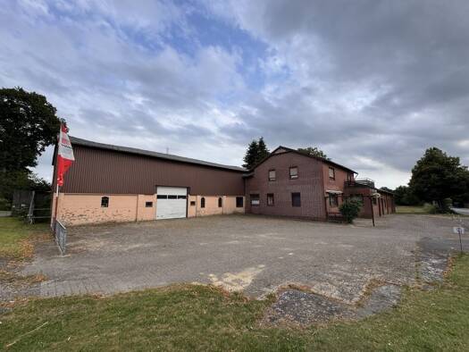 Einfamilienhaus zum Kauf 249.500 € 8 Zimmer 229,1 m² 5.871 m² Grundstück Großenrade 25712