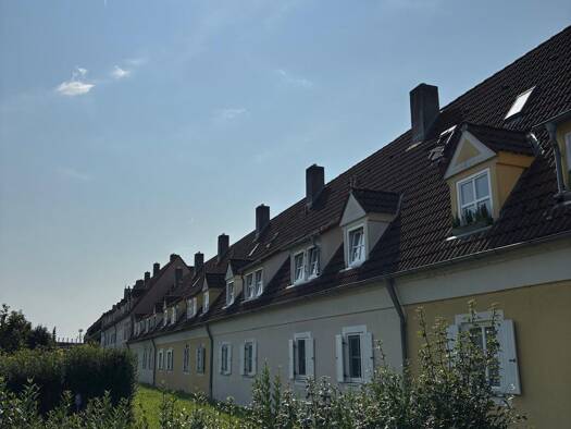 Wohnung zum Kauf 265.000 € 3 Zimmer 65 m² Neutraubling 93073