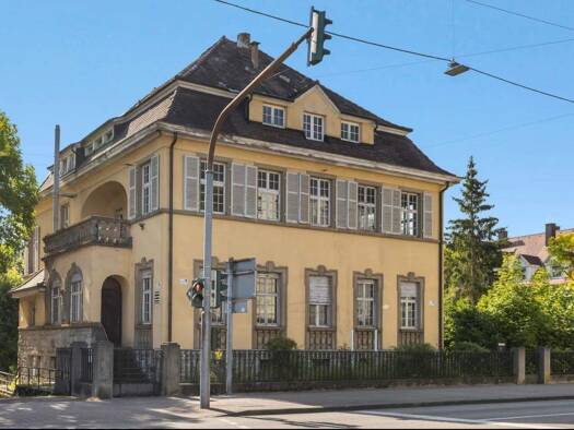 Mehrfamilienhaus zum Kauf provisionsfrei als Kapitalanlage geeignet 1.200.000 € 25 Zimmer 600 m² 1.200 m² Grundstück Kehler Straße 3 Rastatt 76437