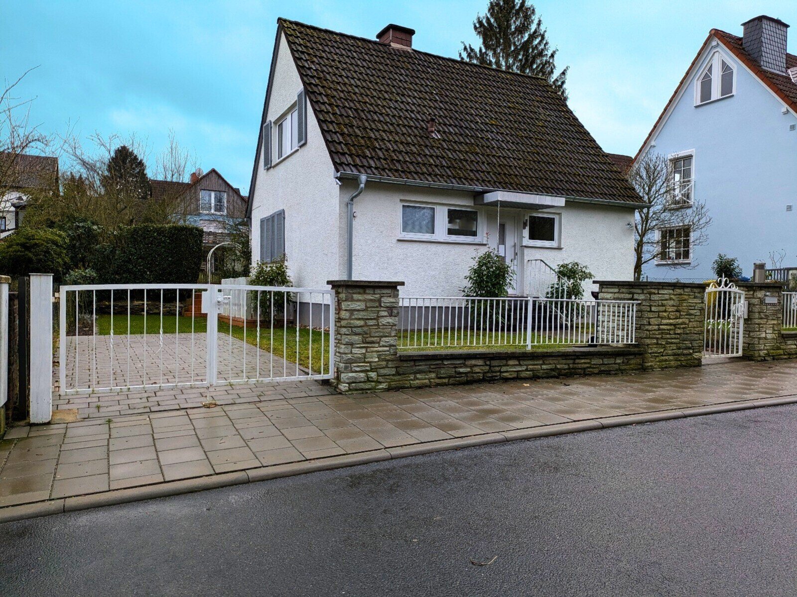 Einfamilienhaus zum Kauf 729.000 € 6 Zimmer 119 m²<br/>Wohnfläche 466 m²<br/>Grundstück Wahlbezirk 17 Bad Homburg vor der Höhe 61352