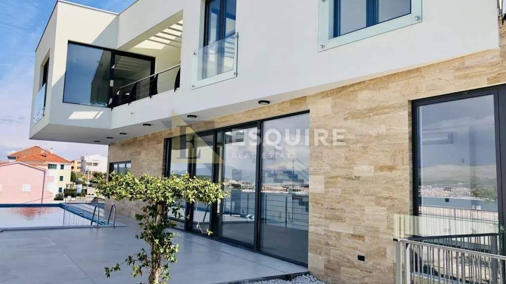 Haus zum Kauf 1.300.000 € 6 Zimmer 361 m² Okrug Donji, Okrug Okrug