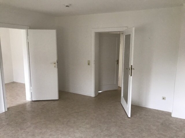 Wohnung zur Miete 265 € 3 Zimmer 58,7 m²<br/>Wohnfläche EG<br/>Geschoss Clara-Zetkin-Straße 21b Roßlau 220 Dessau-Roßlau 06862