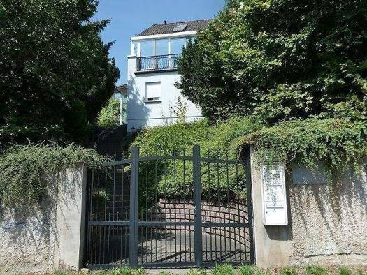 Einfamilienhaus zum Kauf 650.000 € 8 Zimmer 270 m² 996 m² Grundstück Innenstadt Gera 07546