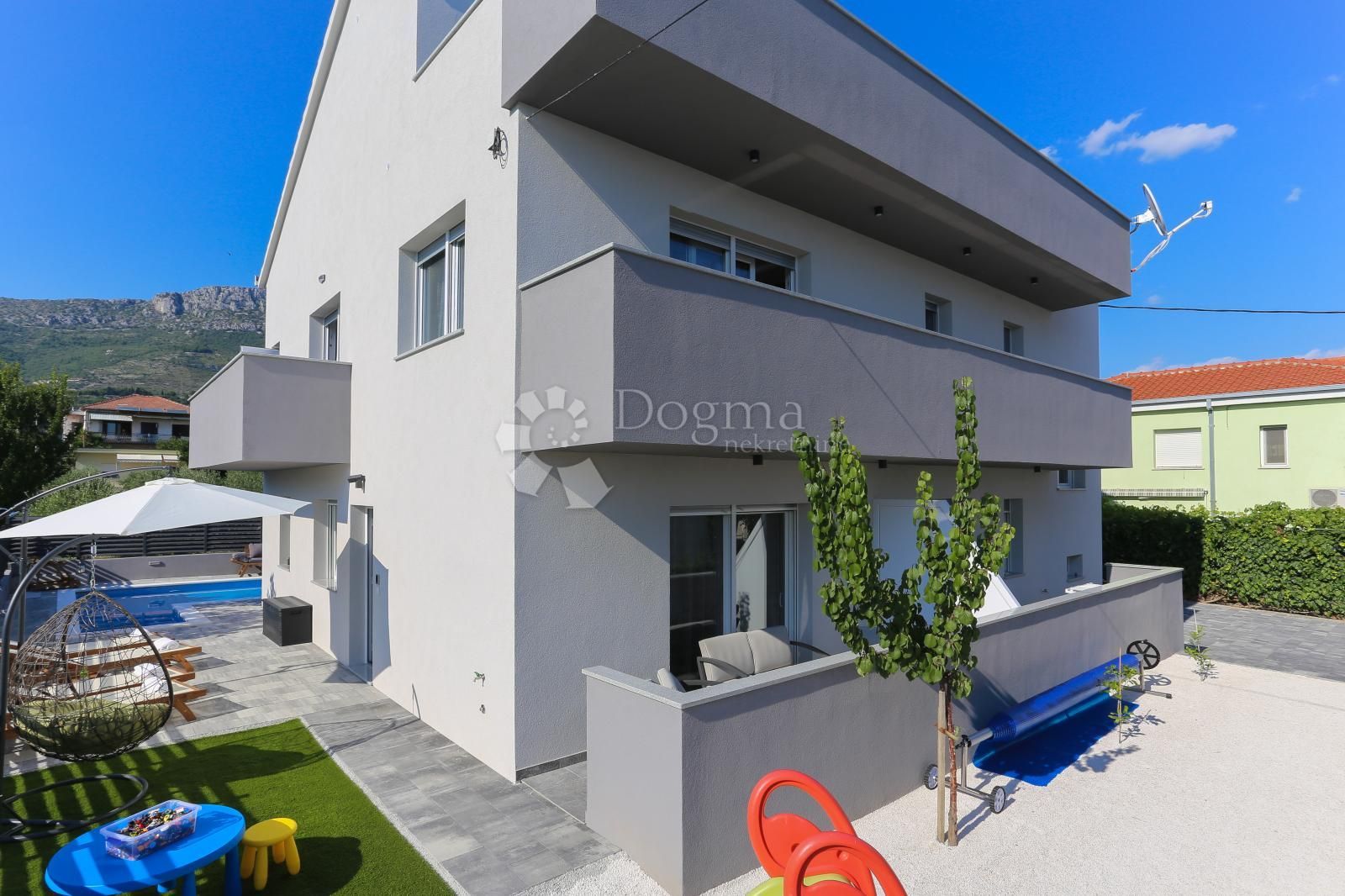 Haus zum Kauf 1.600.000 € 8 Zimmer 280 m²<br/>Wohnfläche 450 m²<br/>Grundstück Kastel Kambelovac 21213