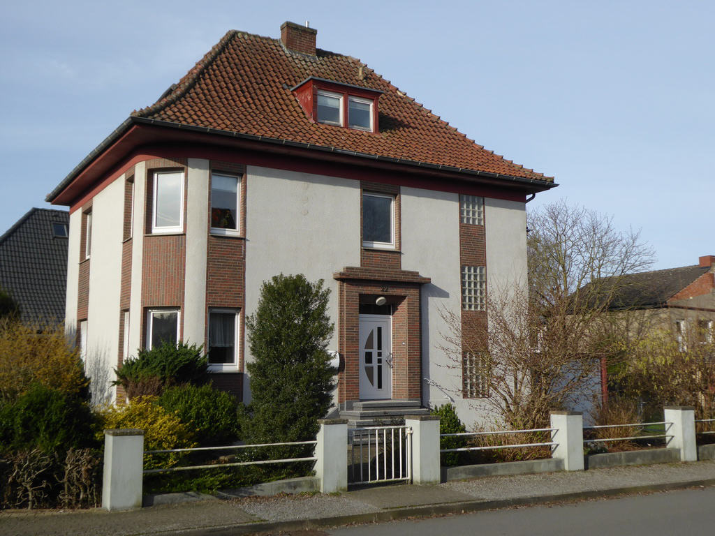 Mehrfamilienhaus zum Kauf 293.000 € 8 Zimmer 150 m²<br/>Wohnfläche 711 m²<br/>Grundstück Bustedt Bünde 32257