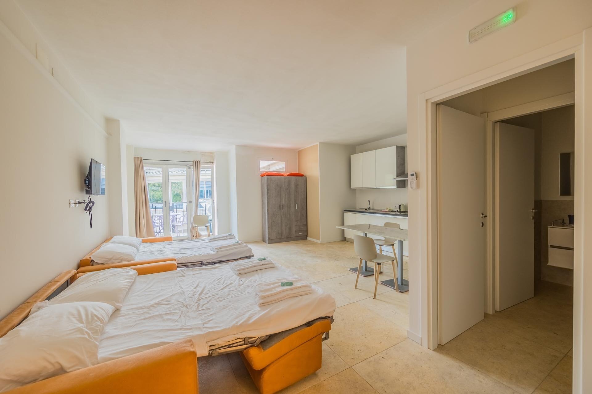 Wohnung zum Kauf 220.000 € 1 Zimmer 51 m²<br/>Wohnfläche ab sofort<br/>Verfügbarkeit Desenzano del Garda