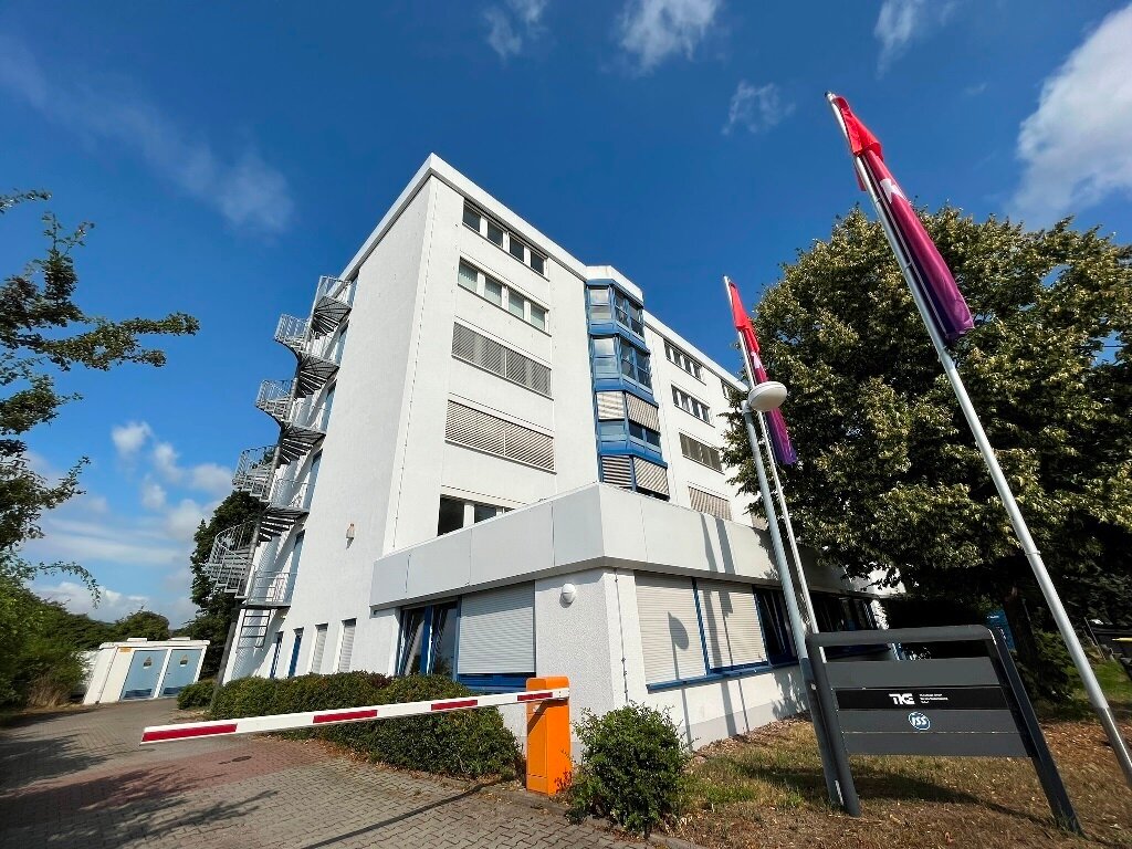 Bürofläche zur Miete provisionsfrei 7 € 620 m²<br/>Bürofläche ab 620 m²<br/>Teilbarkeit Gispersleben Erfurt 99091