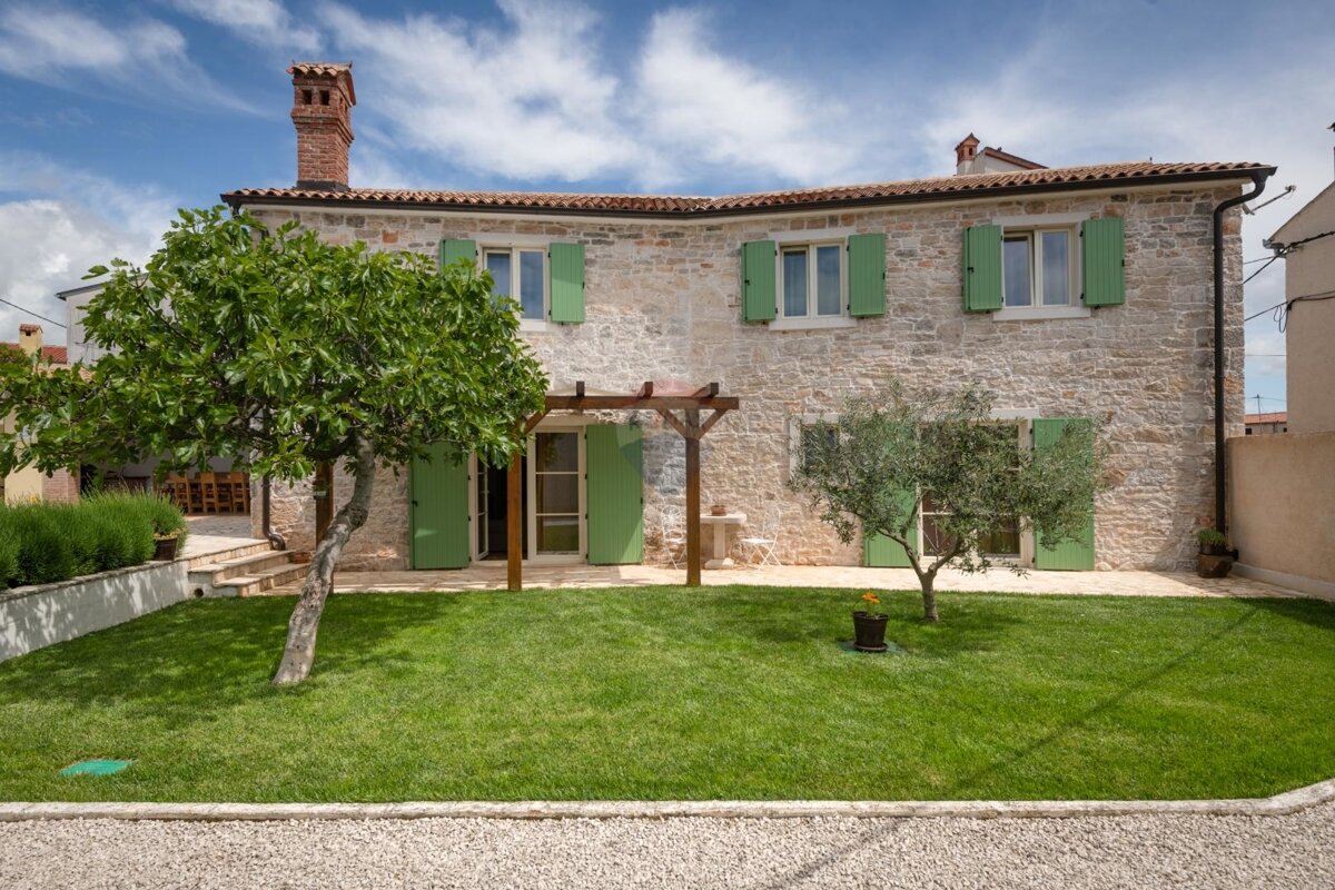 Villa zum Kauf 550.000 € 5 Zimmer 149 m²<br/>Wohnfläche 530 m²<br/>Grundstück Marcana 52206