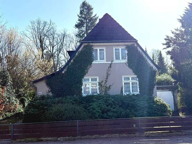 Haus zum Kauf 425.000 € 5 Zimmer 110 m² 335 m² Grundstück Rissen Hamburg 22559