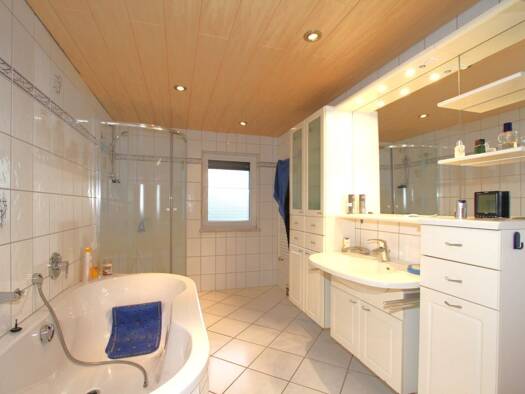 Einfamilienhaus zum Kauf 119.000 € 5 Zimmer 110 m² 120 m² Grundstück frei ab sofort Mengersgereuth-Hämmern Frankenblick 96528