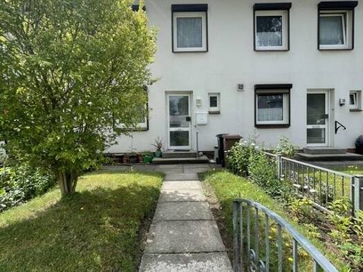 Reihenmittelhaus zum Kauf 99.900 € 4 Zimmer 72 m² 135 m² Grundstück Hohenlockstedt 25551