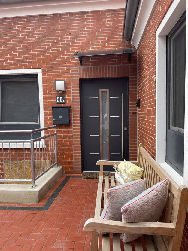 Mehrfamilienhaus zum Kauf provisionsfrei 580.000 € 7 Zimmer 200 m² 278 m² Grundstück Hauptstraße 50A Hage Hage 26524