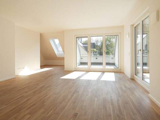 Maisonette zur Miete - Erstbezug 2.550 € 4,5 Zimmer 107,8 m² 1. Geschoss Feldmochinger Straße 206d Feldmoching-Hasenbergl München / Feldmoching 80995