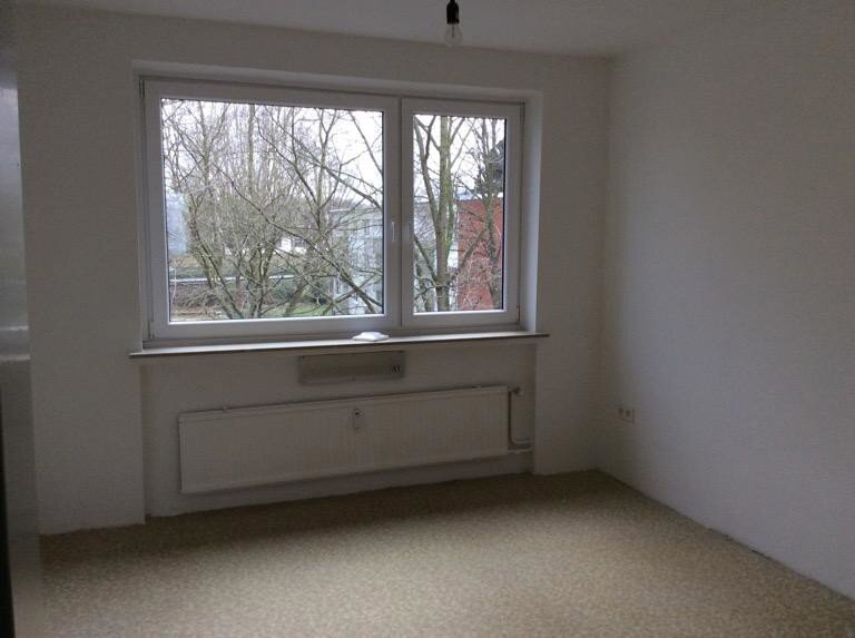 Wohnung zur Miete 550 € 3 Zimmer 80,9 m²<br/>Wohnfläche 2.<br/>Geschoss 01.02.2025<br/>Verfügbarkeit Grönlandstraße 12 Burg - Grambke Bremen 28719