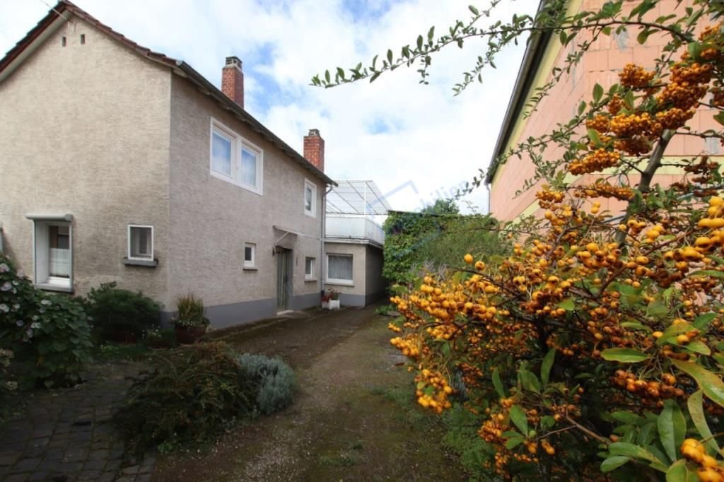 Einfamilienhaus zum Kauf 249.900 € 3 Zimmer 85,5 m²<br/>Wohnfläche 326 m²<br/>Grundstück ab sofort<br/>Verfügbarkeit Seeheim Seeheim-Jugenheim 64342