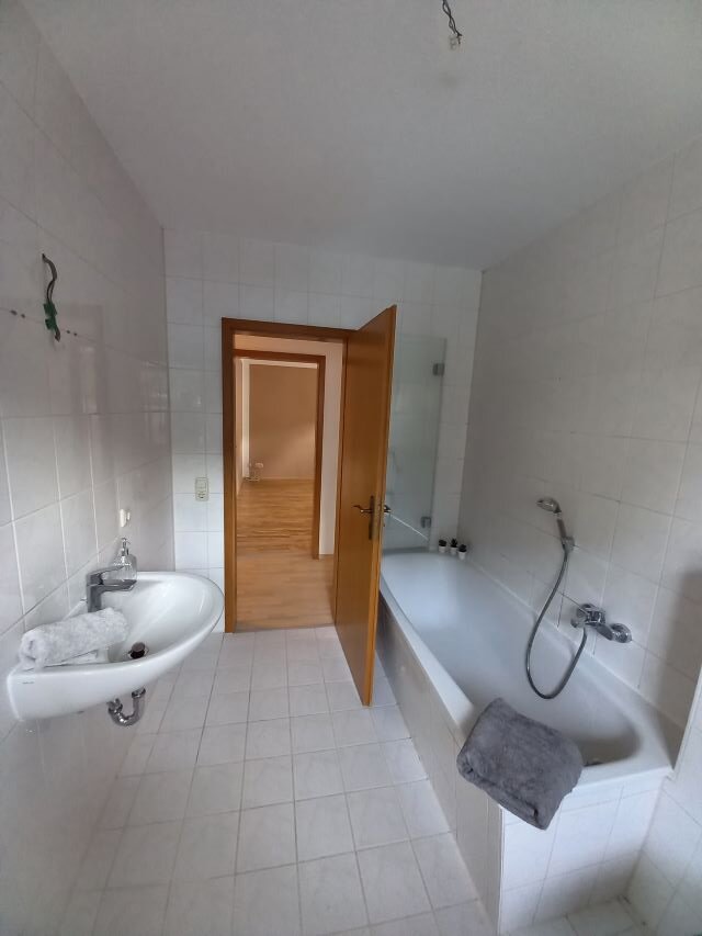 Wohnung zur Miete 420 € 3 Zimmer 69,1 m²<br/>Wohnfläche EG<br/>Geschoss ab sofort<br/>Verfügbarkeit Zu den Teichen 18 Gornsdorf 09390