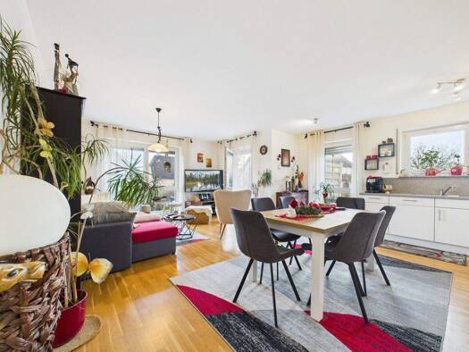 Wohnung zum Kauf 285.000 € 3 Zimmer 81,6 m² Bochingen Oberndorf am Neckar / Bochingen 78727