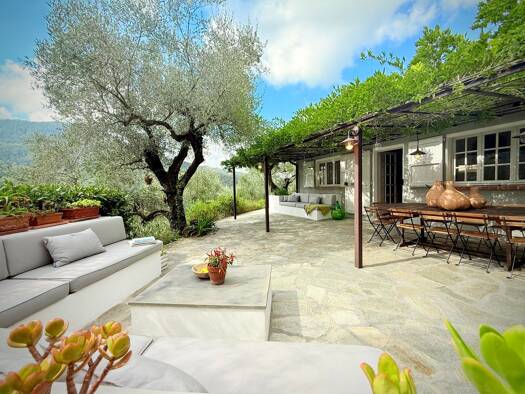 Haus zum Kauf 850.000 € 7 Zimmer 198 m² 8.400 m² Grundstück frei ab sofort Apricale 18035