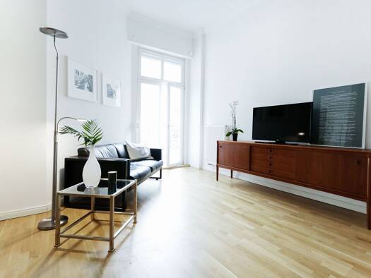 Studio zur Miete Wohnen auf Zeit 2.700 € 3 Zimmer 83 m² Prenzlauer Berg Berlin 10405