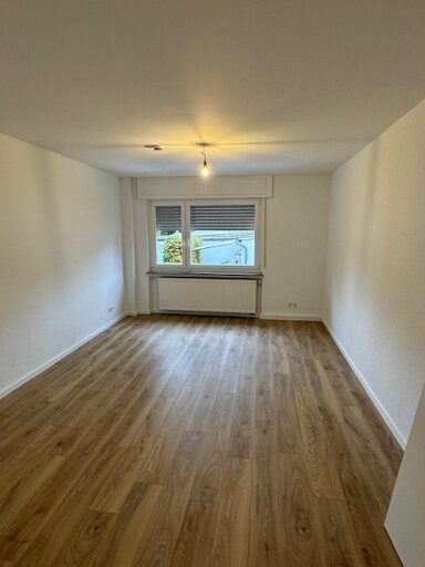 Wohnung zur Miete 1.400 € 3 Zimmer 78 m² frei ab 01.12.2024 Sachsenhäuer Landwehrweg 155 Sachsenhausen - Süd Frankfurt am Main 60599