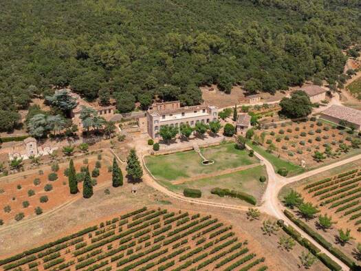 Haus zum Kauf 13.800.000 € 1.575 m² 1.680.000 m² Grundstück Peripherie Centre Saint-Maximin-la-Sainte-Baume 83470