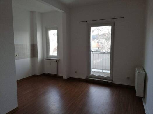 Wohnung zur Miete 3 Zimmer 75 m² 1. Geschoss frei ab sofort Schmölln 04626