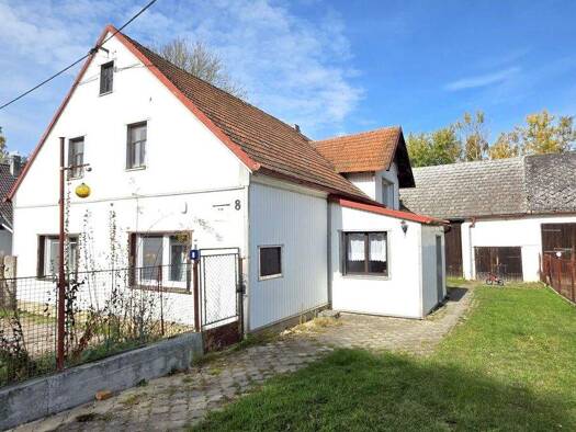 Einfamilienhaus zum Kauf 5.050.000 CZK 280 m² Hlinné 8 Tisová 34801