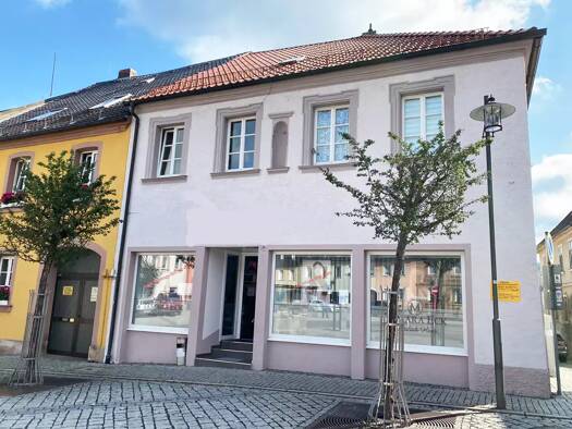 Wohnung zur Miete 630 € 3 Zimmer 88 m² Geschoss EG/2 frei ab sofort Stadtsteinach 95346