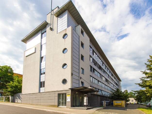 Bürofläche zur Miete provisionsfrei 10 € 450 m² Bürofläche Südvorstadt-West Ortsamtsbereich Plauen 01069