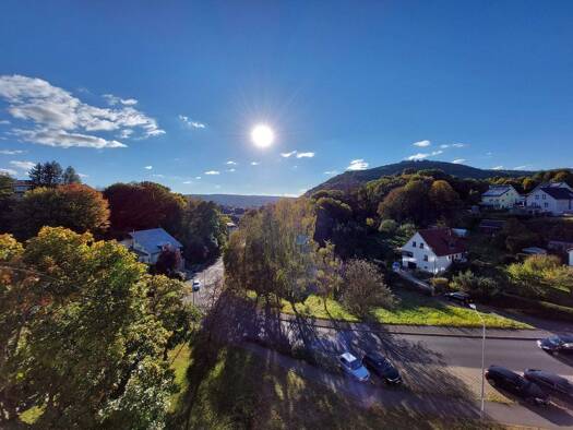 Wohnung zur Miete 281 € 3 Zimmer 59,2 m² 5. Geschoss Karl-Marx-Straße 10 Suhl 98527