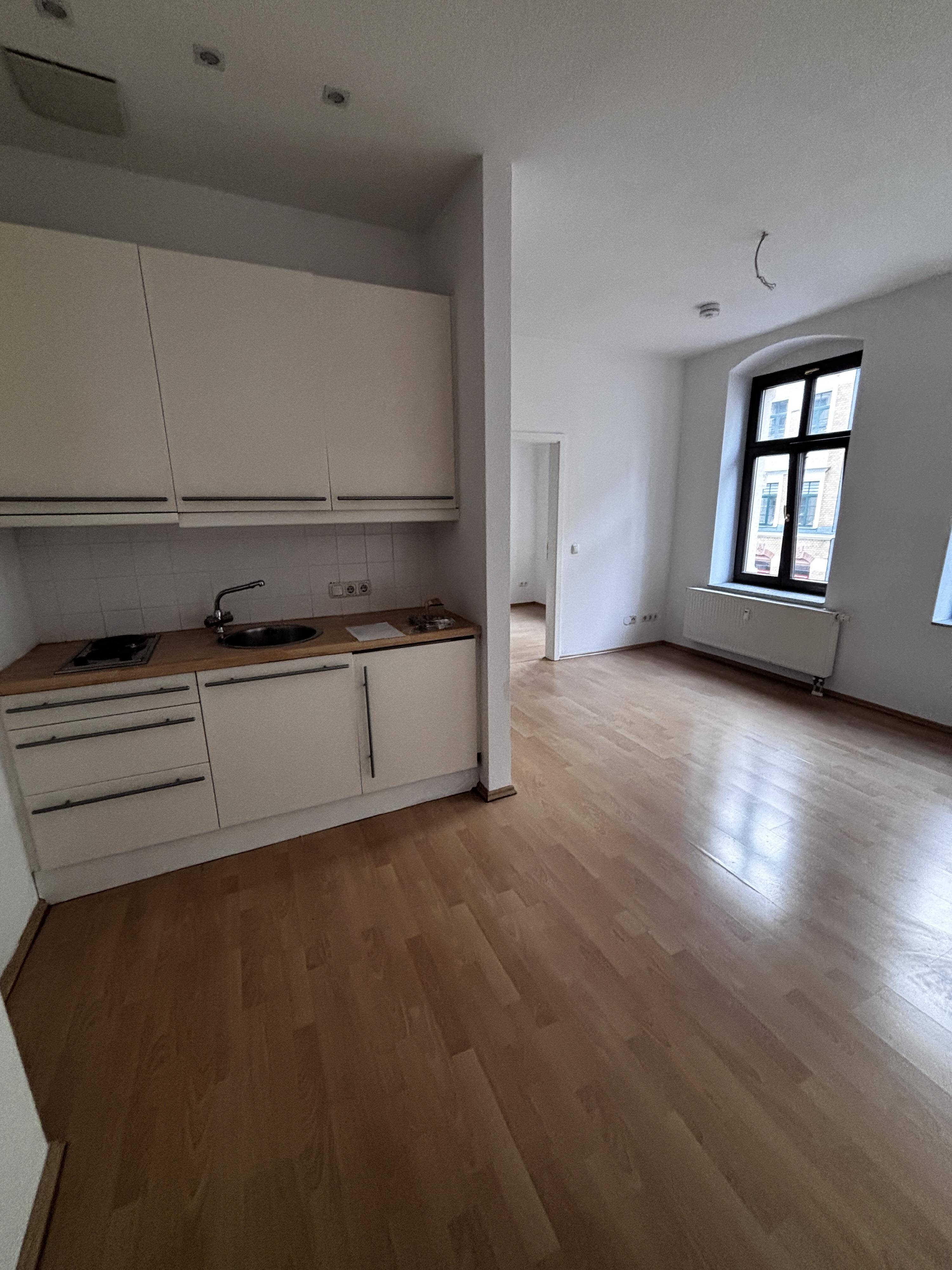 Leerstehende 3 Zimmer Wohnung auch für Eigennutzer geeignet – Dorotheenstr. 12, 9113 Chemnitz – Vorschaubild 6