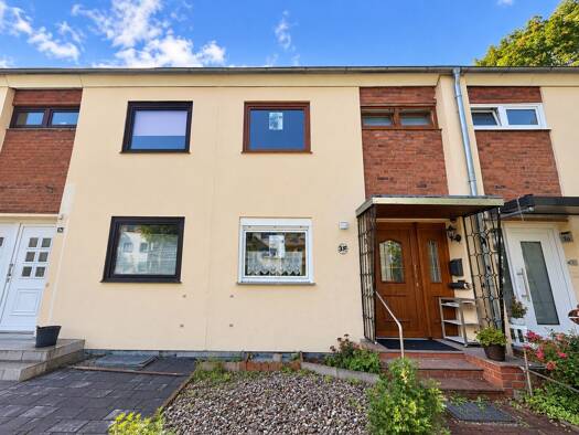 Reihenmittelhaus zum Kauf 215.000 € 6 Zimmer 106 m² 238 m² Grundstück Trappenkamp 24610