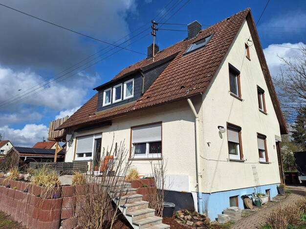 Mehrfamilienhaus zum Kauf provisionsfrei 375.000 € 8 Zimmer 210 m² 583 m² Grundstück Lachweiler Mainhardt 74535