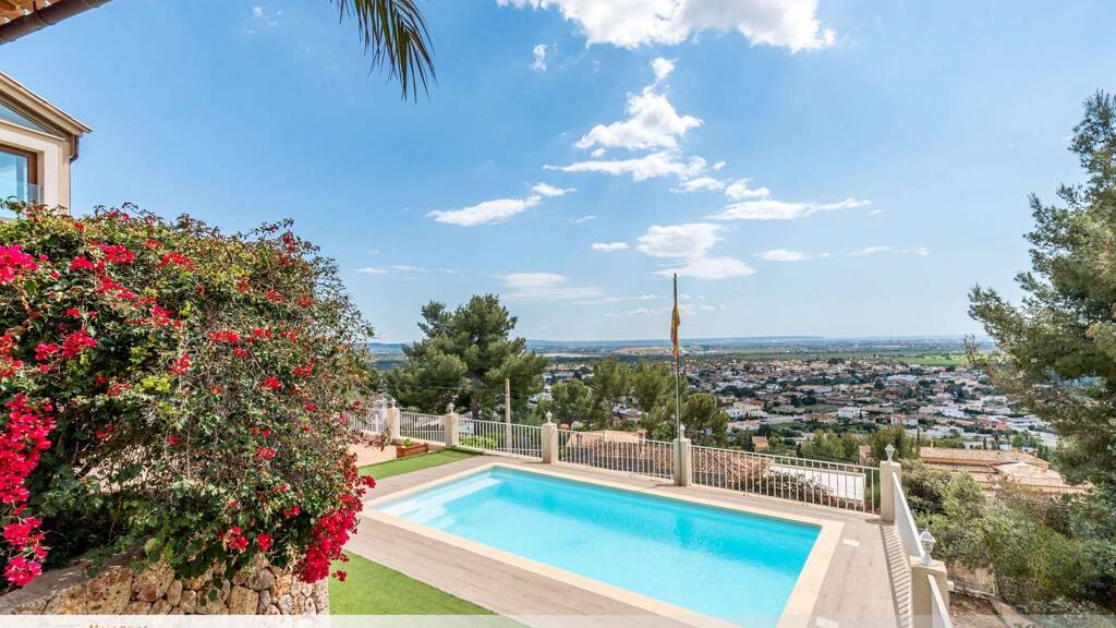 Villa zum Kauf 2.190.000 € 9 Zimmer 589 m² 1.637 m² Grundstück Bunyola 07193