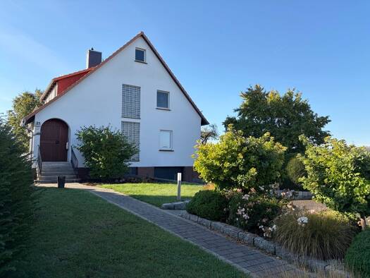 Mehrfamilienhaus zum Kauf 469.000 € 7,5 Zimmer 170 m² 874 m² Grundstück Holtensen Göttingen 37079