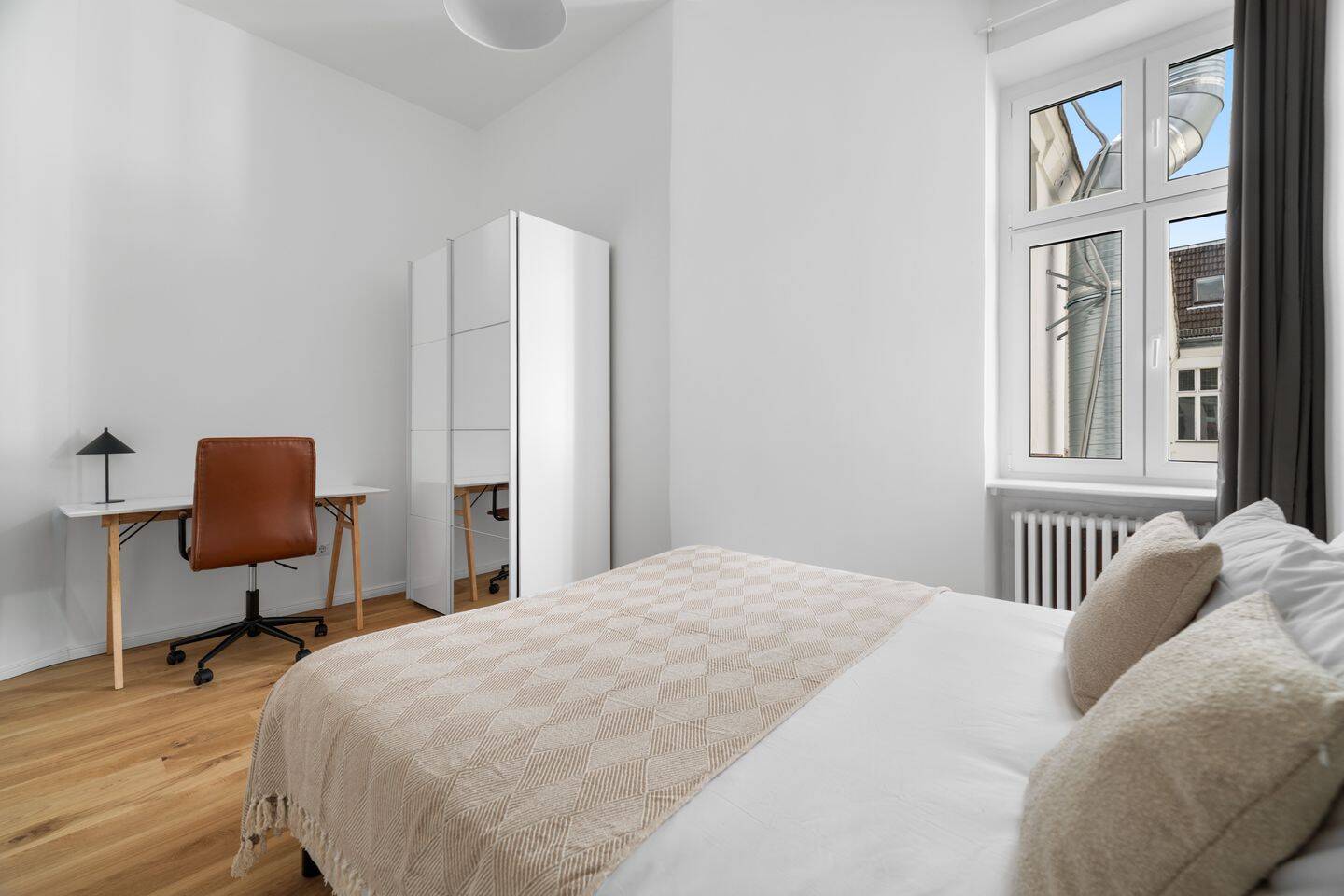 Property thumbnail 6