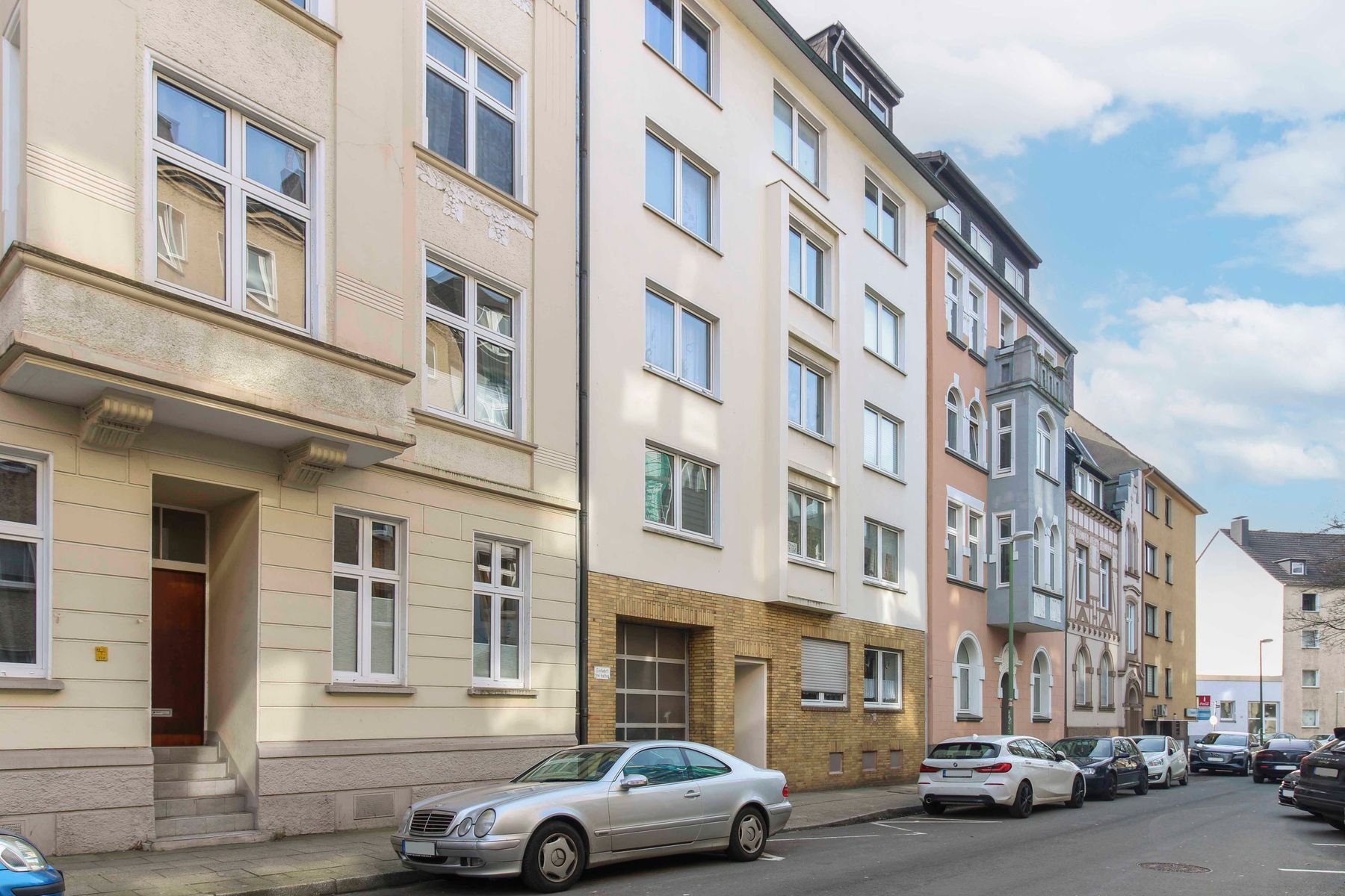 Studio zum Kauf 79.000 € 1 Zimmer 43,2 m²<br/>Wohnfläche 5.<br/>Geschoss Südostviertel Essen 45138