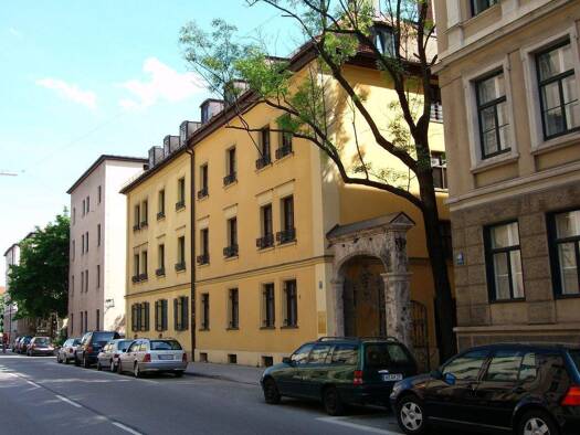 Wohnung zur Miete 1.750 € 2 Zimmer 50 m² 4. Geschoss Gabelsbergerstr. 47 Maxvorstadt München 80333